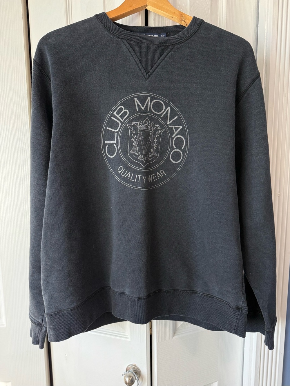 Vintage Club Monaco Navy Blue Crest Sweatshirt Made in Canada Size Small - Picture 2 of 7